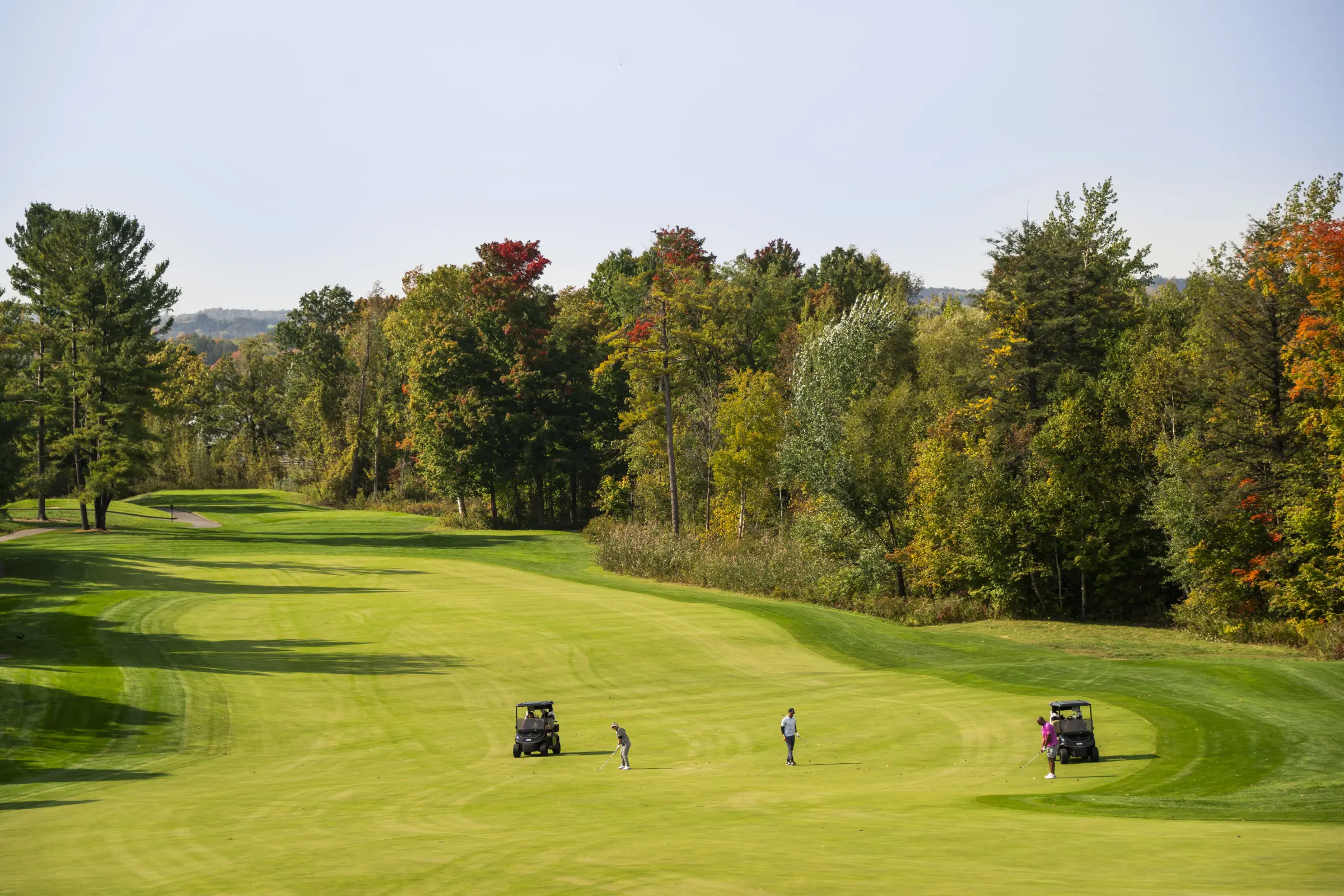 Aurora Neighborhood - Community Living and Local Attractions